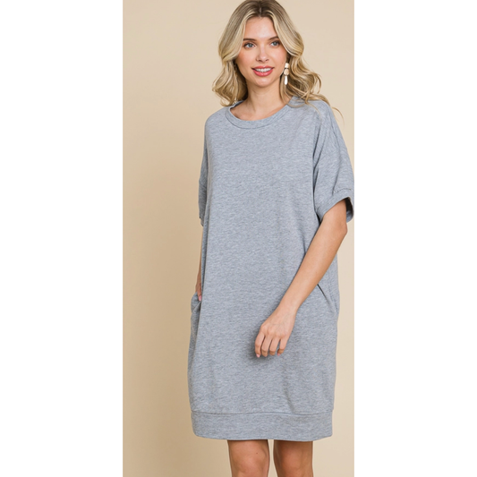 Comfy Sweatshirt Dress - Grey - Pockets - Short Sleeve - Plus Size - Crewneck 